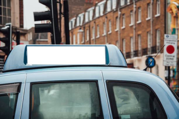 istock Blank billboard on taxi 931789098