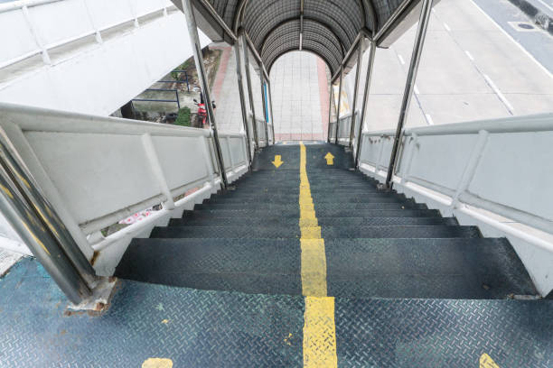 istock Walk way down of overpass., the way down 931819810