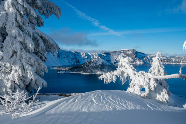 istock Winter at Crater Lake in Oregon 931825014