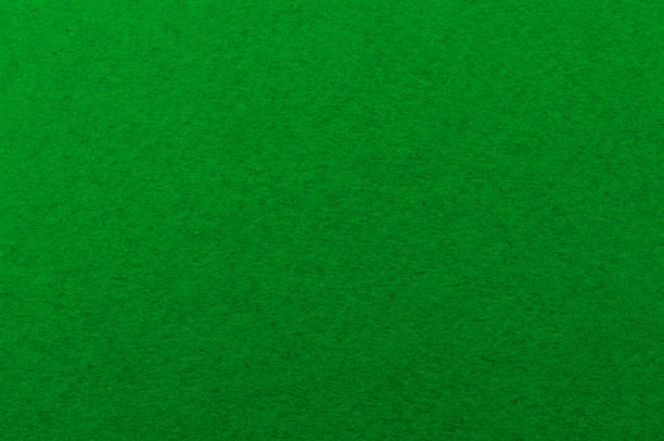 texture verde. sfondo in feltro per poker e tavolo da casinò. - rummy foto e immagini stock