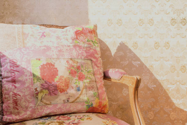 istock Antique vintage colorful chair background 931933674
