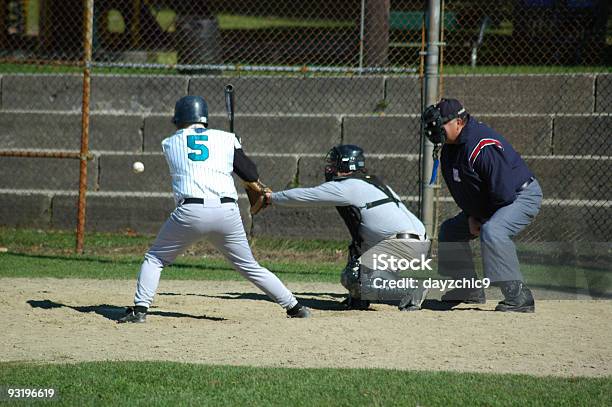 Bola Ou Marcar - Fotografias de stock e mais imagens de Basebol - Basebol, Bola de Basebol, Strike Out