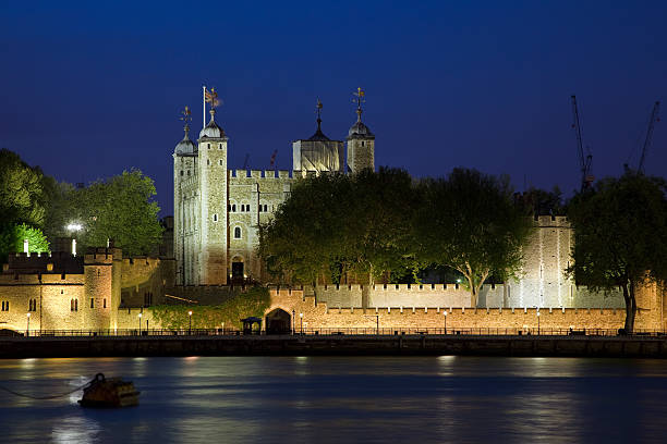 istock Tower of London at night 93196633