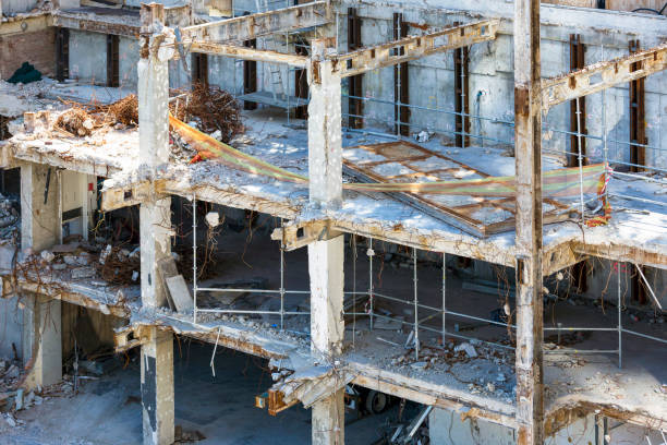 istock Demolition of old building, copy space 931994904