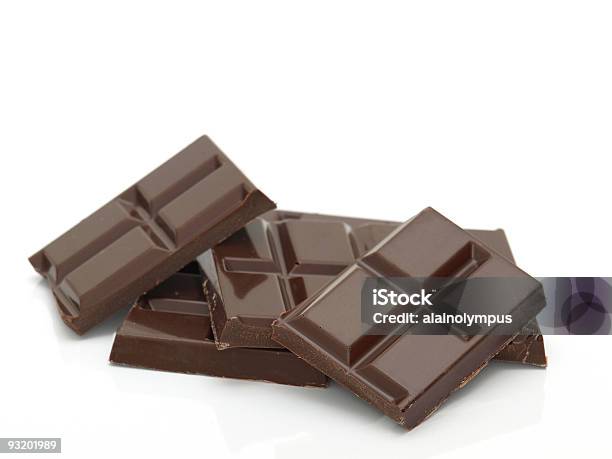 De Chocolate Foto de stock y más banco de imágenes de Chocolate negro - Chocolate negro, Alimento, Barra de chocolate