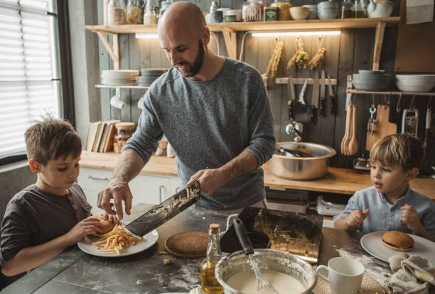 istock At sunday mom is off the kitchen 932070748