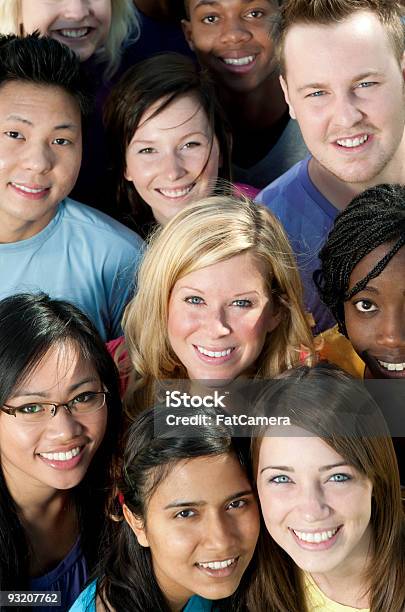 Foto de A Diversidade e mais fotos de stock de Adulto - Adulto, Afro-americano, Aluno de Universidade