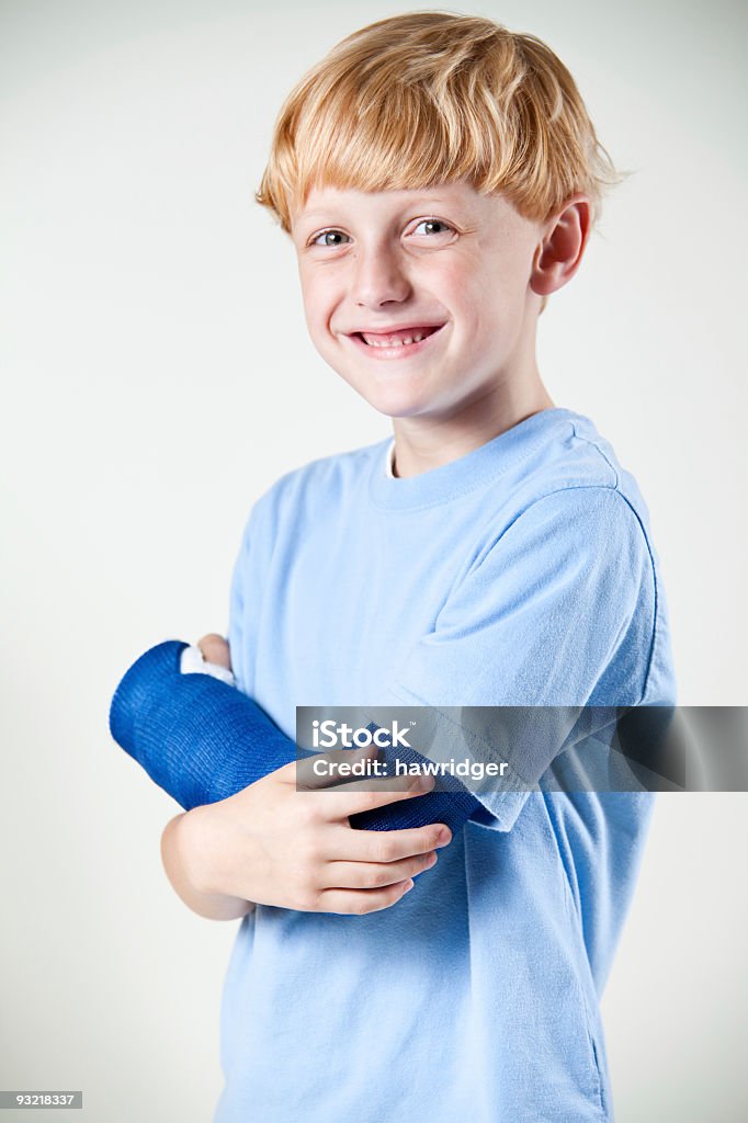 Esto no dañan a tan malo - Foto de stock de Niño libre de derechos