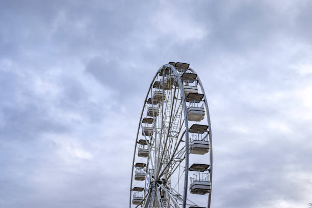 parco divertimenti e mercato di winterville - ferris wheel wheel oktoberfest carnival foto e immagini stock