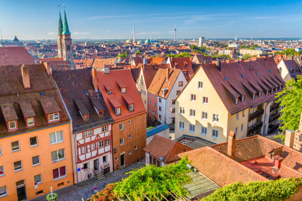 nürnberg, alte stadt skylin - nürnberg stock-fotos und bilder