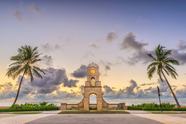 istock Worth Ave, West Palm Beach, Florida 932315056