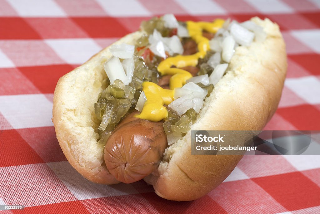 Hot dog Podczas lata - Zbiór zdjęć royalty-free (Barbecue)