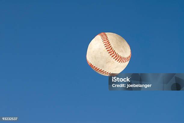 Photo libre de droit de Joueur De Baseball banque d'images et plus d'images libres de droit de Balle de baseball - Balle de baseball, Coup de circuit, Popfly