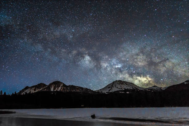 istock Milky Way Core of the Galaxy above Lassen Peak 932353758
