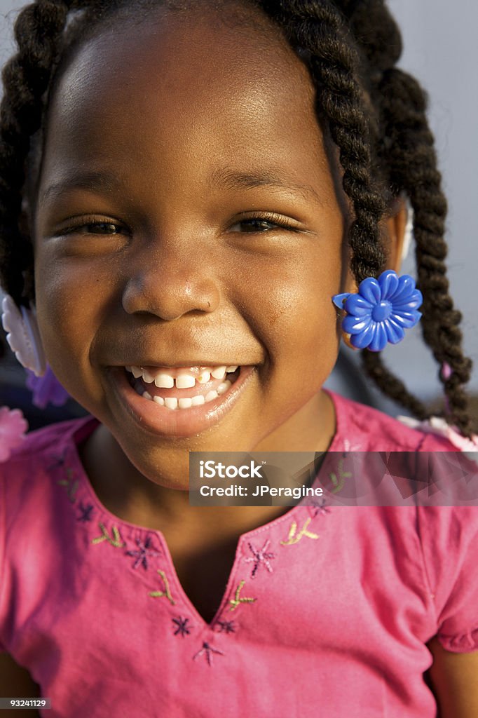 Carino bambino afro-americano - Foto stock royalty-free di Afro-americano