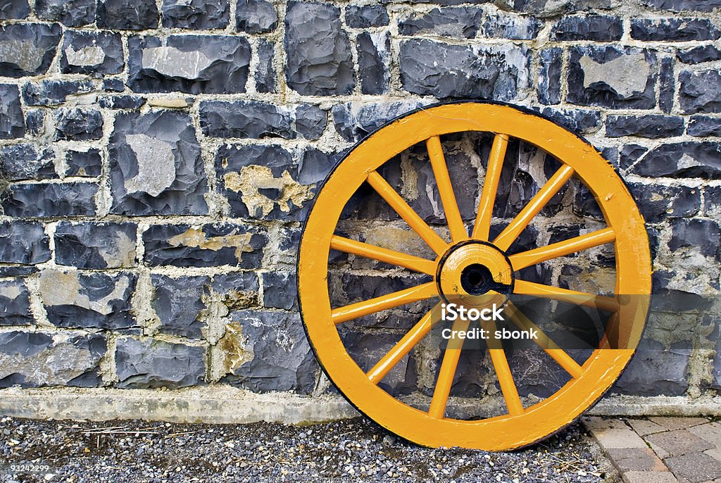 Hölzerne Wagon Wheel - Lizenzfrei Amische Stock-Foto