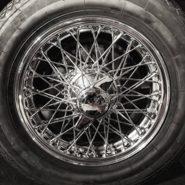 istock Spoke wheel detail picture from oldtimer automobile 932433432