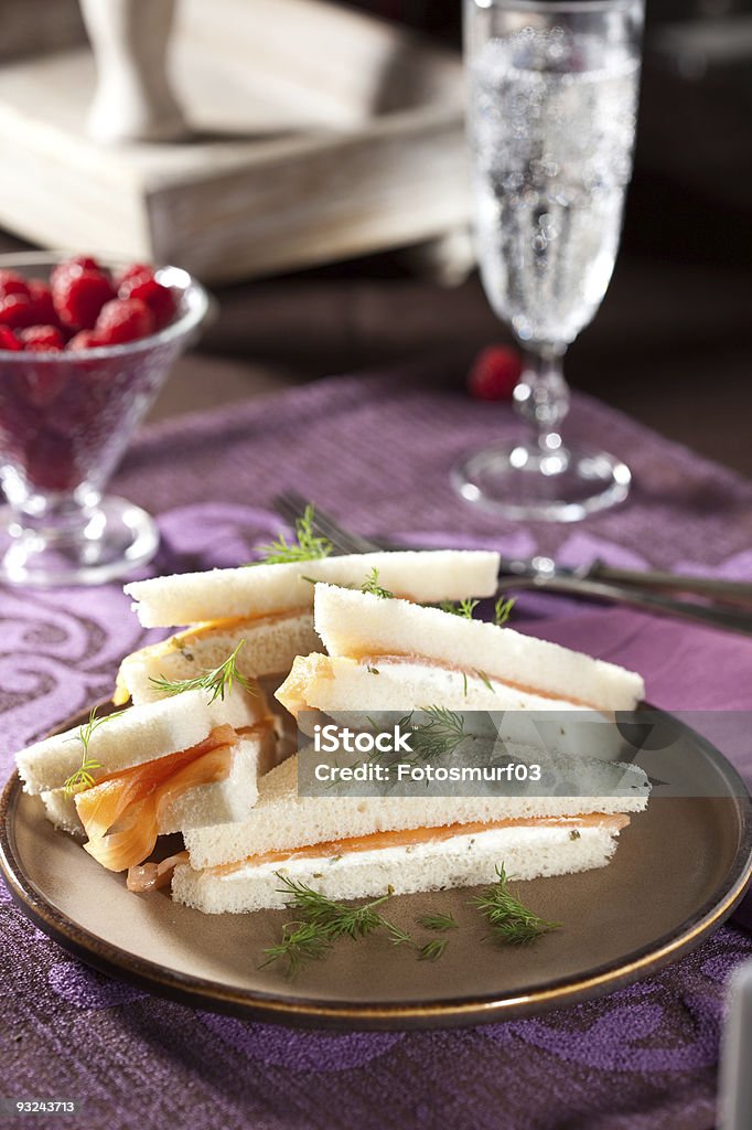 Sanduíches de salmão - Foto de stock de Almoço royalty-free