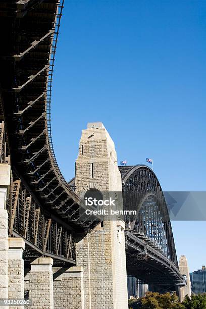 Foto de Sydney Harbour Bridge Abaixo e mais fotos de stock de Arquitetura - Arquitetura, Arranha-céu, Austrália