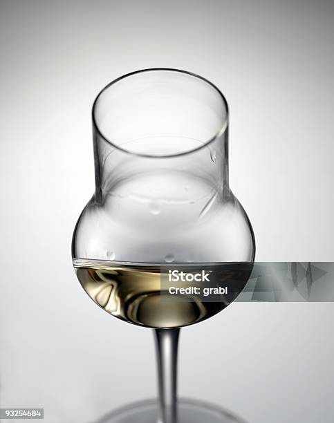 Grappaglas - zdjęcia stockowe i więcej obrazów Alkohol - napój - Alkohol - napój, Alkohol wysokoprocentowy, Brandy