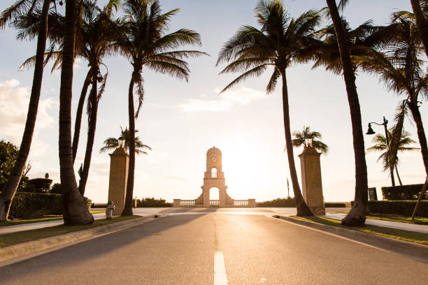istock Worth Avenue Palm Beach 932564440