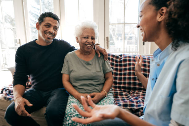 istock Senior care at home 932586008