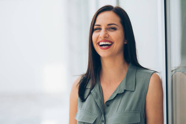 istock Portrait of a woman 932613078