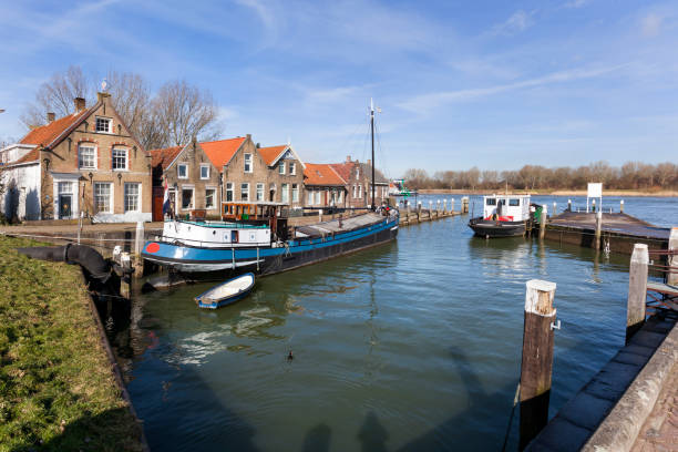 istock Old port and historical houses 932649586