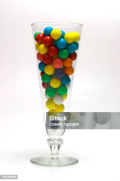 Gumballs Colorido De Vidro - Fotografias de stock e mais imagens de Colorido - Colorido, Comida, Comida Doce