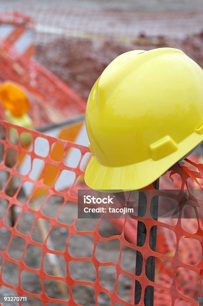 Construction Site - Fotografias de stock e mais imagens de Amarelo - Amarelo, Ao Ar Livre, Azul