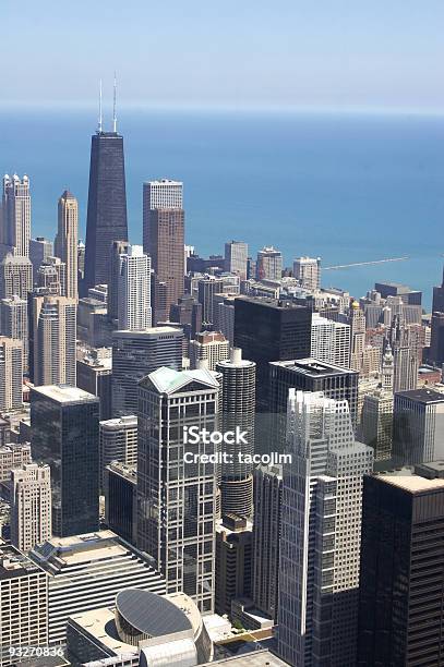 Skyline Di Chicago - Fotografie stock e altre immagini di Città - Città, Largo - Descrizione generale, Veduta aerea