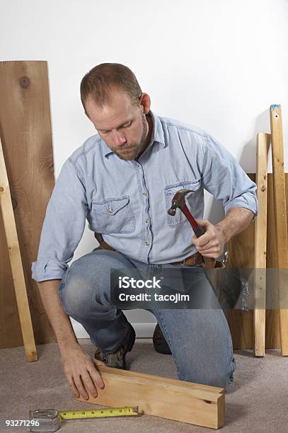 Home Reparieren Stockfoto und mehr Bilder von Arbeiten - Arbeiten, Arbeiter, Bandmaß