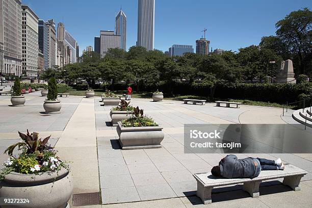 Chicago Homless Man Stock Photo - Download Image Now - Homelessness, Sleeping, Chicago - Illinois