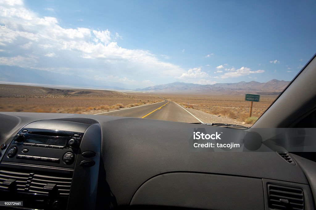 Route de la Vallée de la mort pour rien - Photo de Admirer le paysage libre de droits