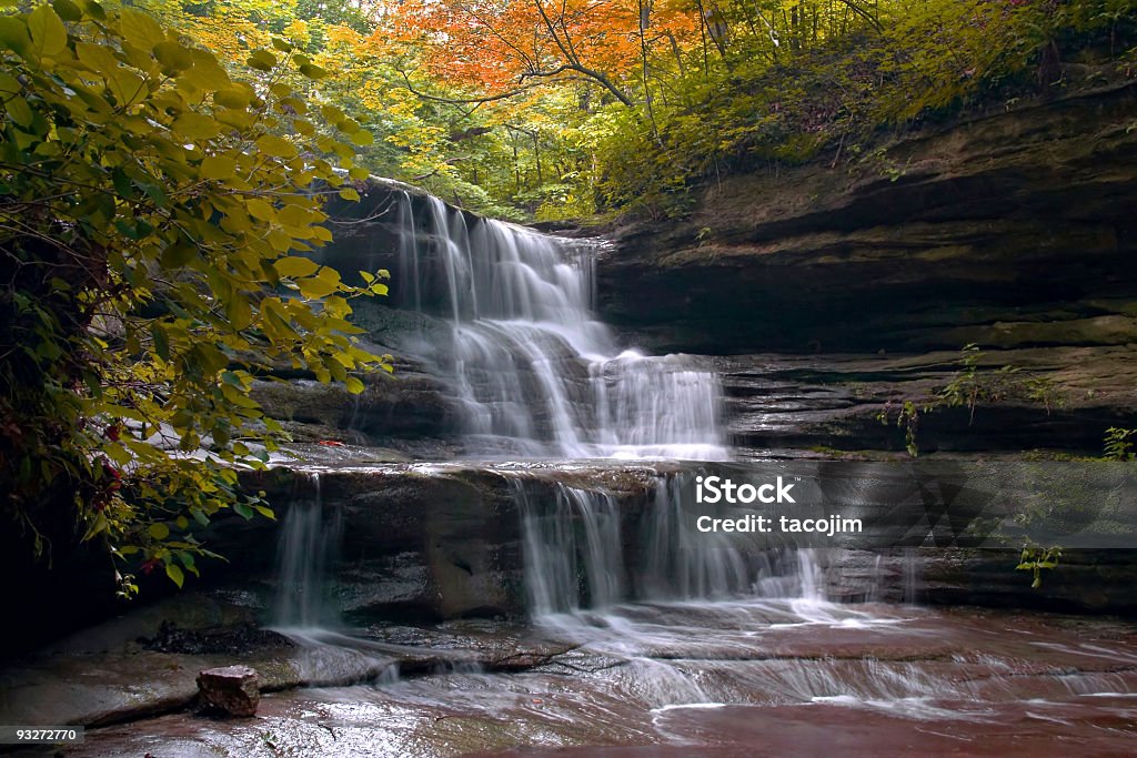 秋の滝 - イリノイ州のロイヤリティフリーストックフォト
