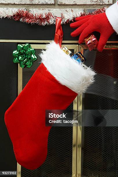 クリスマスイブ - クリスマスソックスのストックフォトや画像を多数ご用意 - クリスマスソックス, パンティストッキング, 暖炉