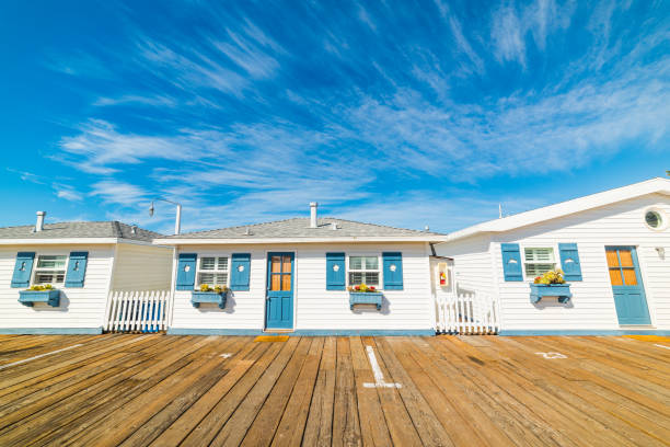 istock Wooden houses in Pacific Beach 932760360