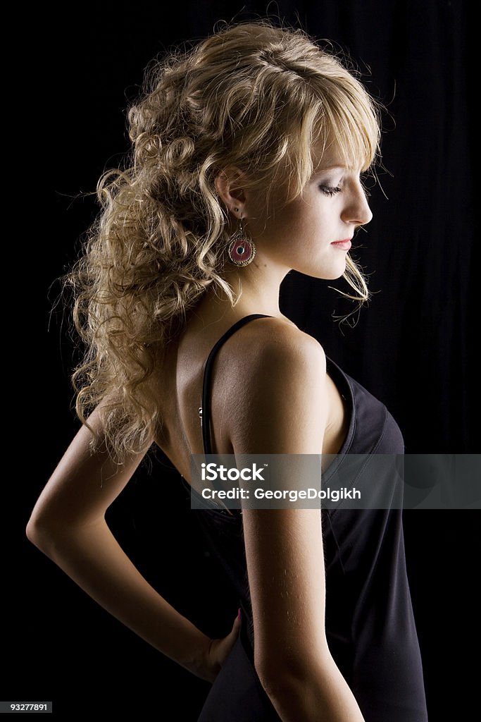 Jeune Belle femme portrait en studio - Photo de Adulte libre de droits