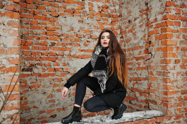 istock Brunette casual girl 932782612