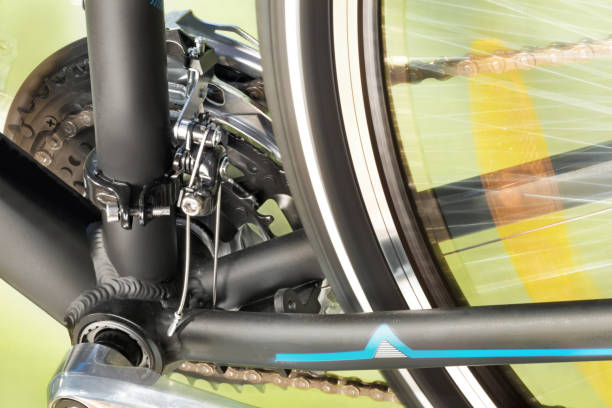 istock Detail Of Front Derailleur And Back Wheel 932800622