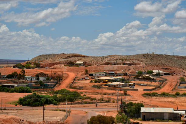 australia, coober pedy, opal village - coober pedy zdjęcia i obrazy z banku zdjęć