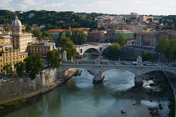istock Tiber, bridges, Rome, Italy 93285621