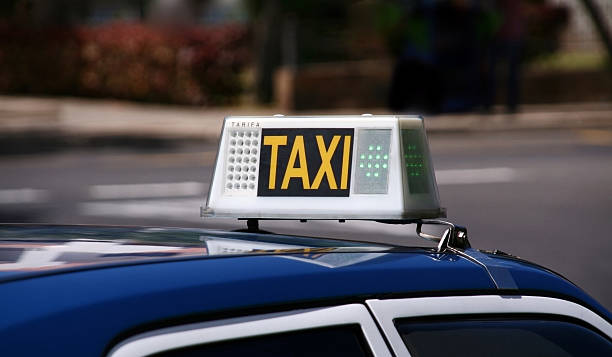 istock Spanish Taxi Sign 93286808