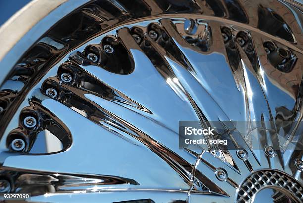 O Chromeplated Rim De Uma Roda - Fotografias de stock e mais imagens de Aço - Aço, Carro, Cromo - Metal