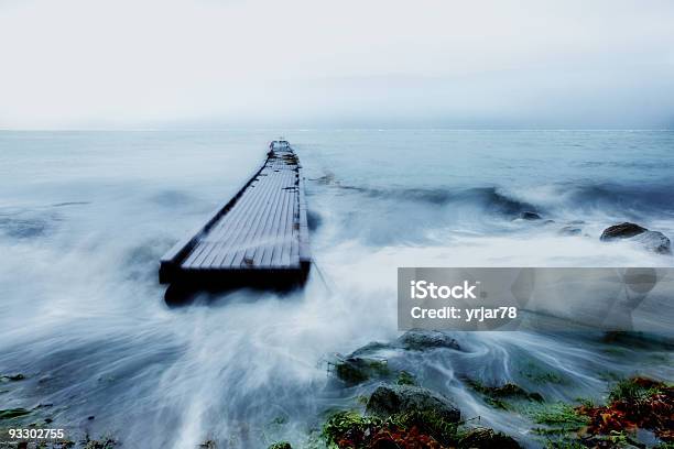 Photo libre de droit de Jetée De Tempête banque d'images et plus d'images libres de droit de Inondation - Inondation, Norvège, Aride