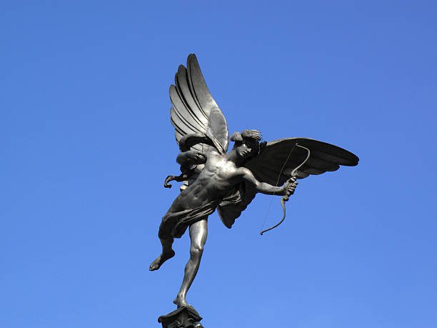 eros - cupid piccadilly circus statue of eros mythology imagens e fotografias de stock