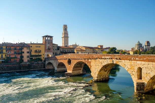 istock Ponte Pietra bridge on Adige river 933310128