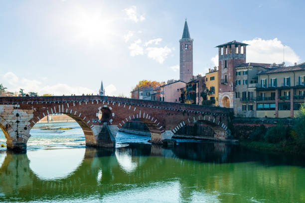 istock Ponte Pietra bridge on Adige river 933312646