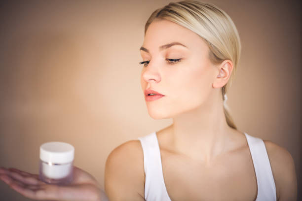 istock Beauty woman. 933402450