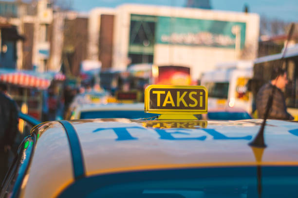 istock Taxi in istanbul 933408186